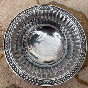 Wilton Armetale Flutes & Pearls Small Round Bowl